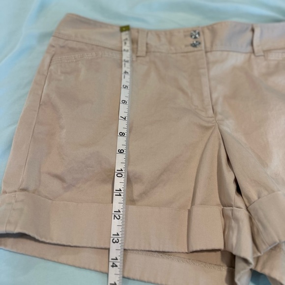 White House Black Market sz: 14 Tan cotton/ Spandex. Slight Sheen. Shorts. - Picture 4 of 14